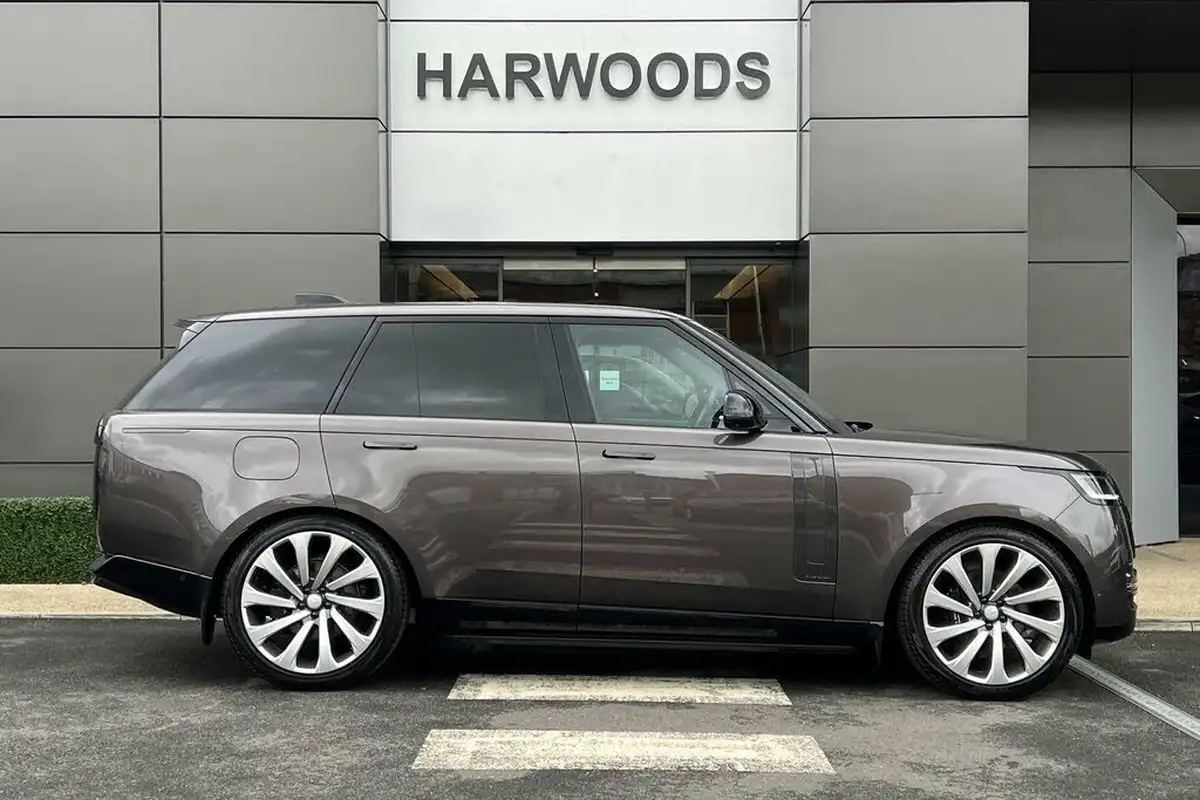 2024-land-rover-range-rover-30-p400-autobiography-lwb-big-1