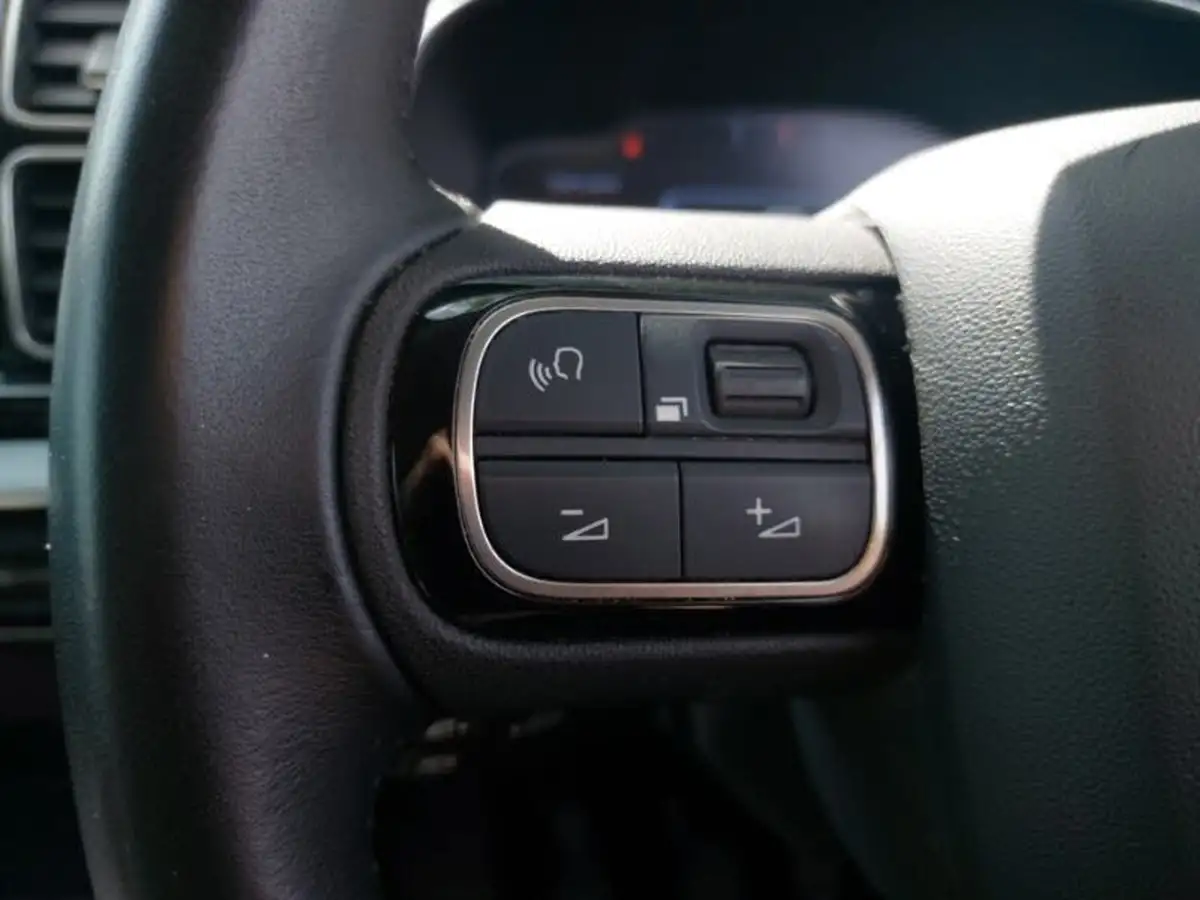 2020-citroen-c5-aircross-12-puretech-flair-big-16