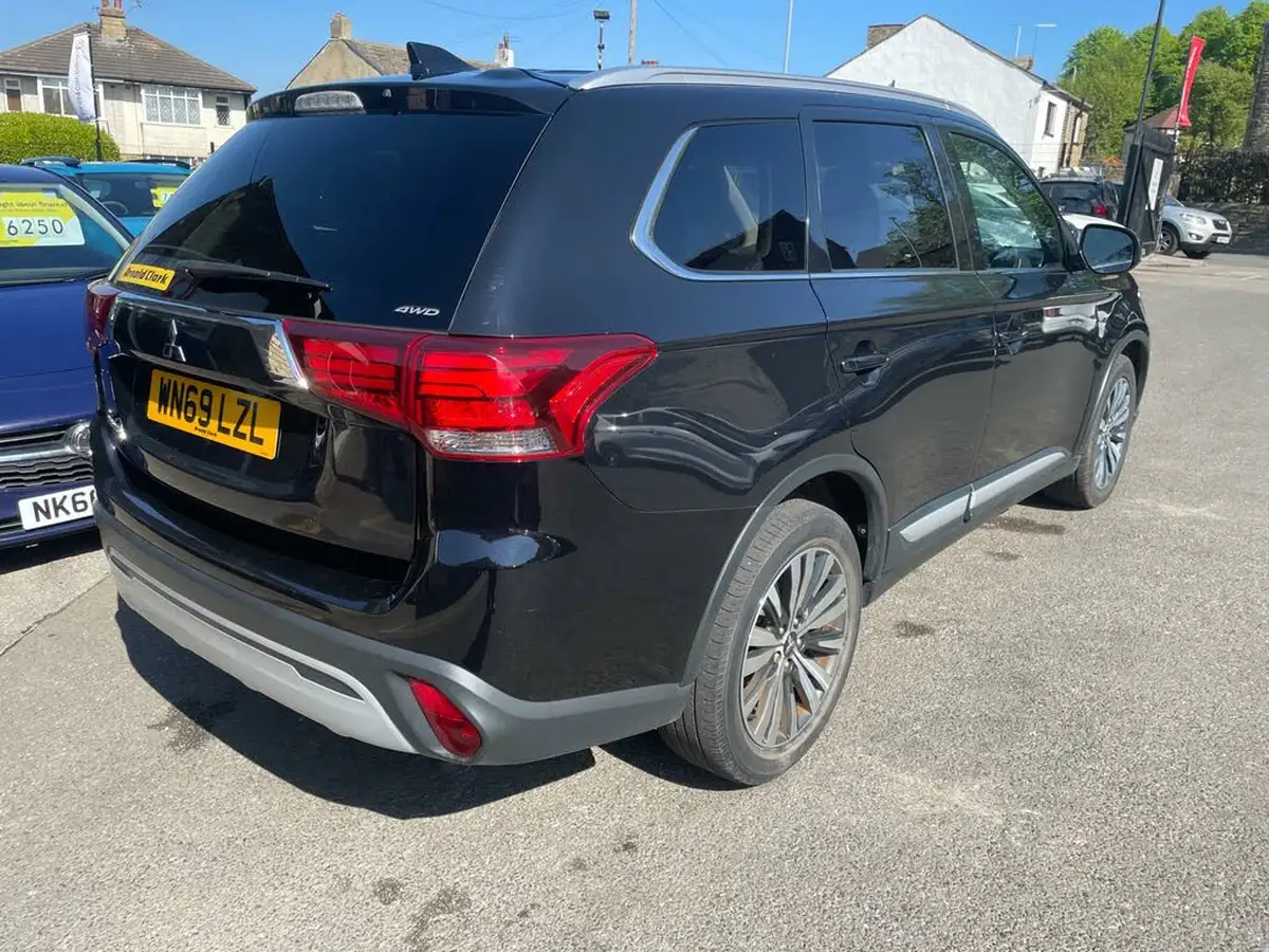 2019-mitsubishi-outlander-20-design-big-6