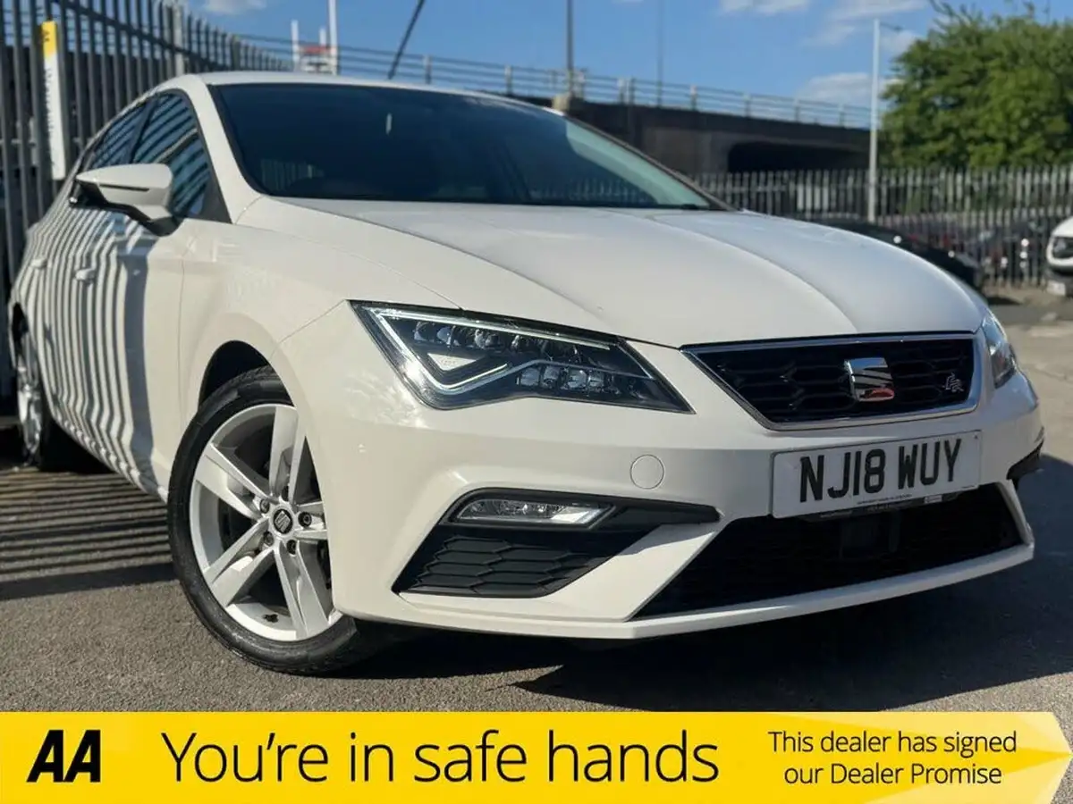 2017-seat-leon-14-ecotsi-fr-technology-hatchback-5d-big-0