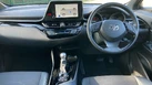 2022-toyota-c-hr-18-vvt-i-design-small-5