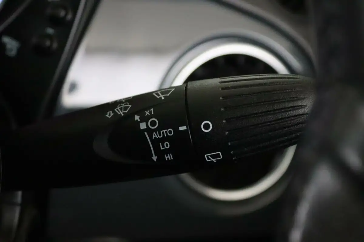 2021-fiat-500-10-launch-edition-big-20