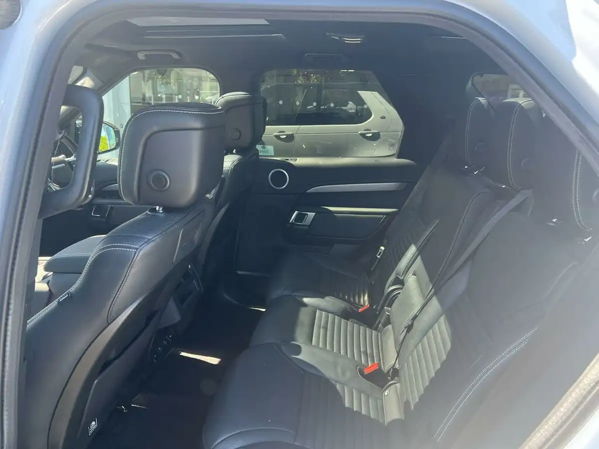 2021-land-rover-discovery-30-d250-r-dynamic-se-250ps-big-19