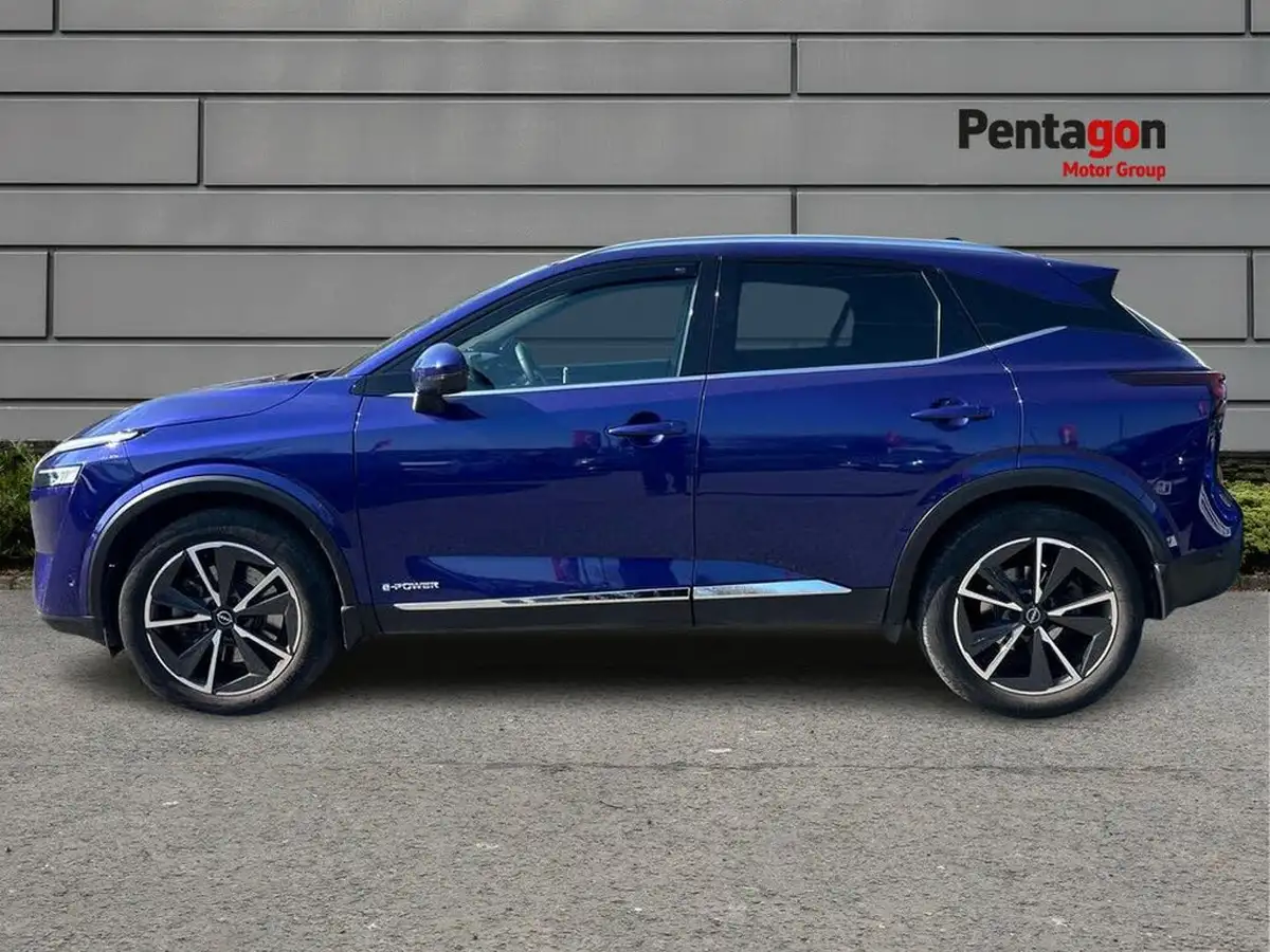 2022-nissan-qashqai-15-tekna-big-12