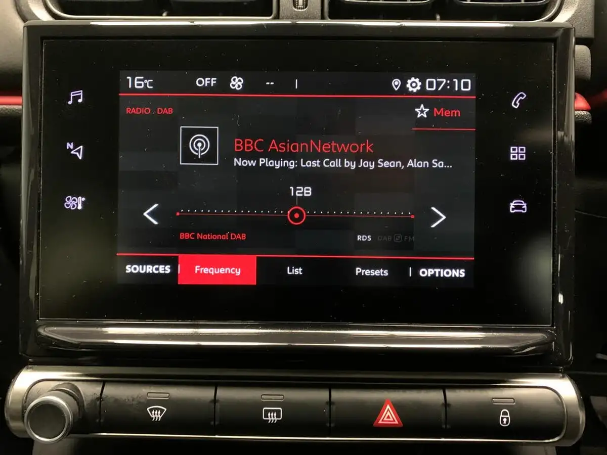 2022-citroen-c3-12-puretech-c-series-big-5