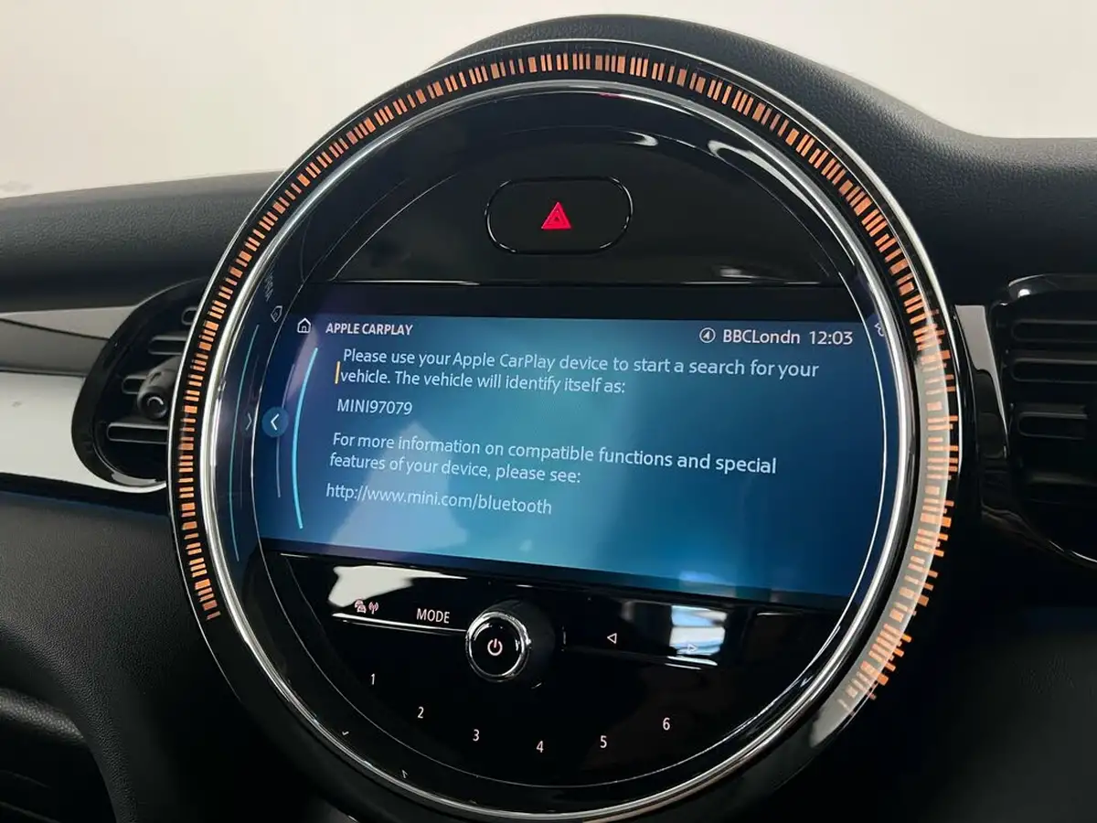 2022-mini-cooper-15-cooper-classic-hatchback-5d-big-24