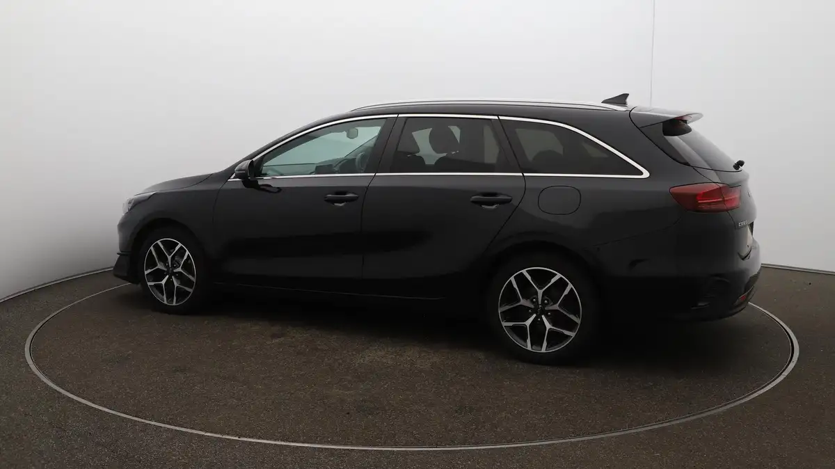 2022-kia-ceed-15-t-gdi-3-sportswagon-big-46