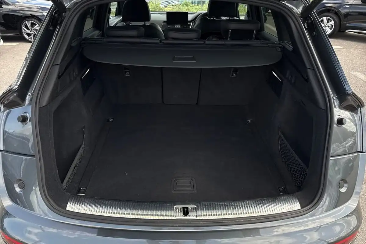 2024-audi-q5-20-45-tfsi-black-edition-station-wagon-big-6