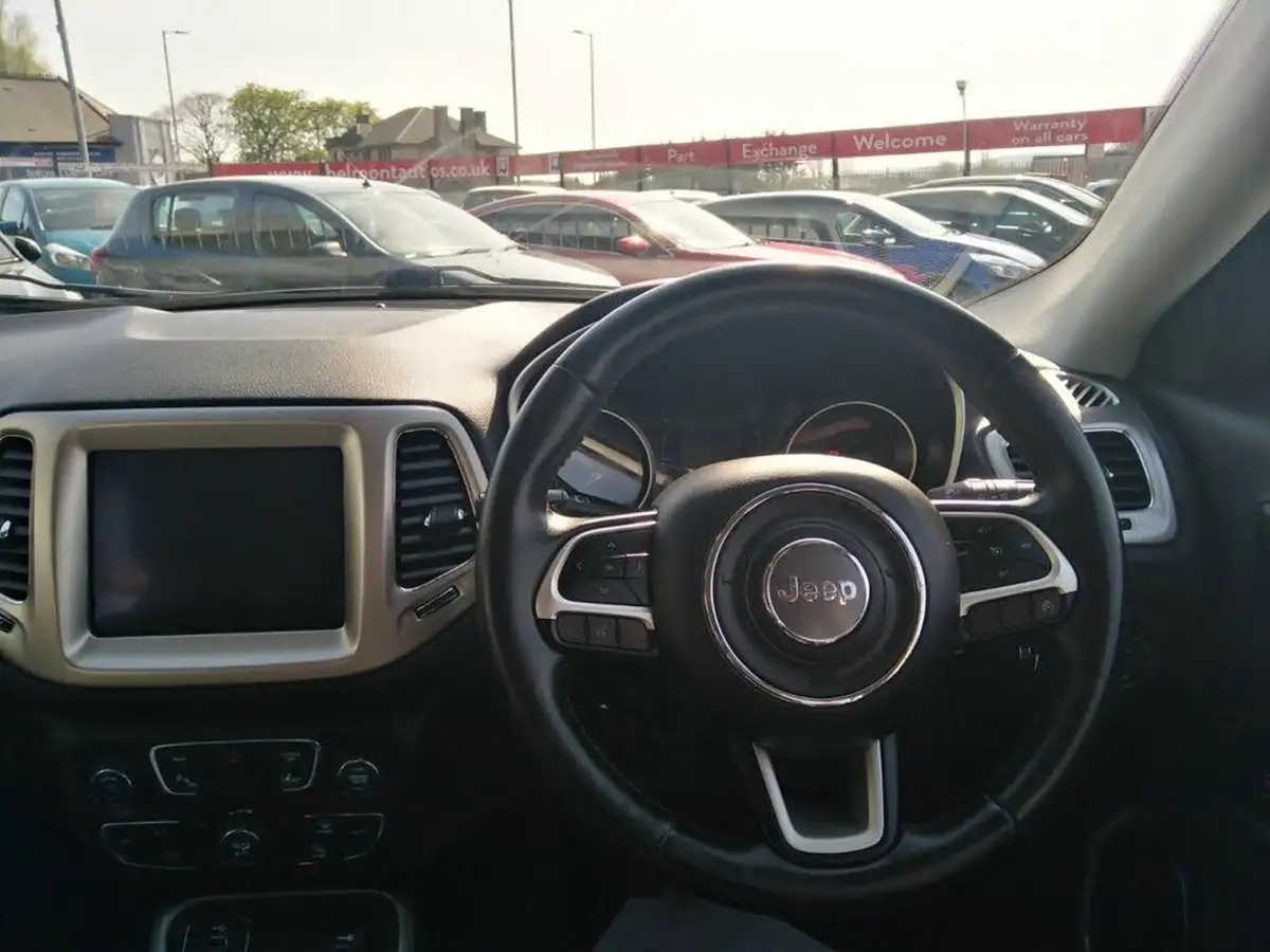 2018-jeep-compass-14-multiair-ii-longitude-big-19