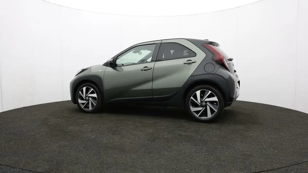 2023-toyota-aygo-x-10-vvt-i-edge-big-64
