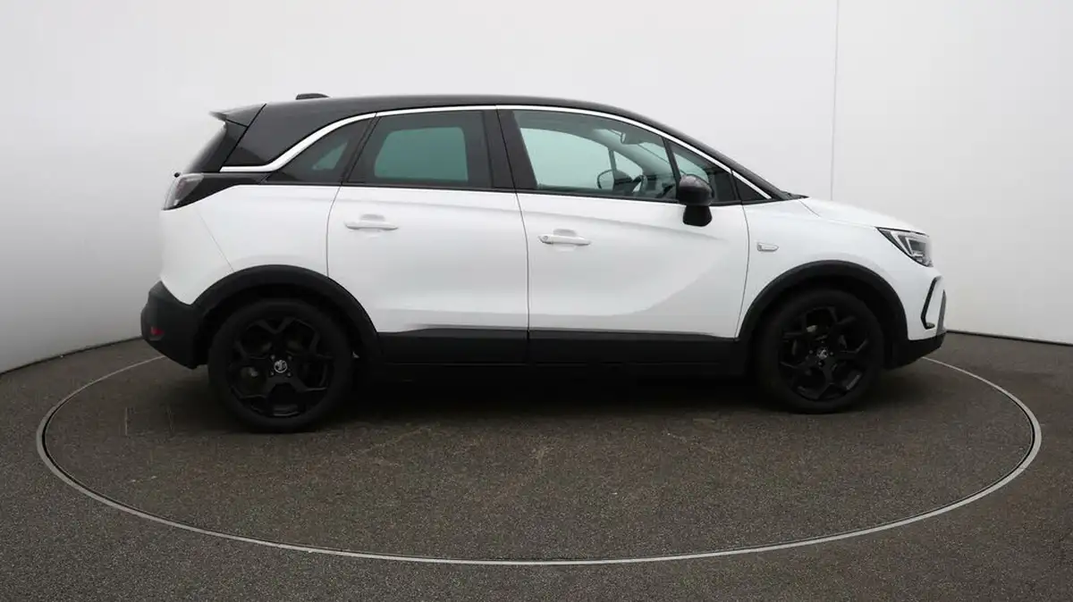 2022-vauxhall-crossland-12i-gs-line-big-48