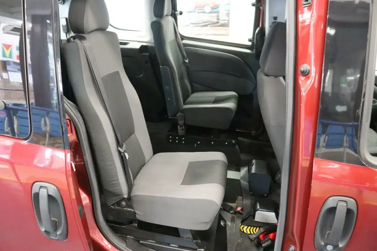 2017-fiat-doblo-14-easy-big-6
