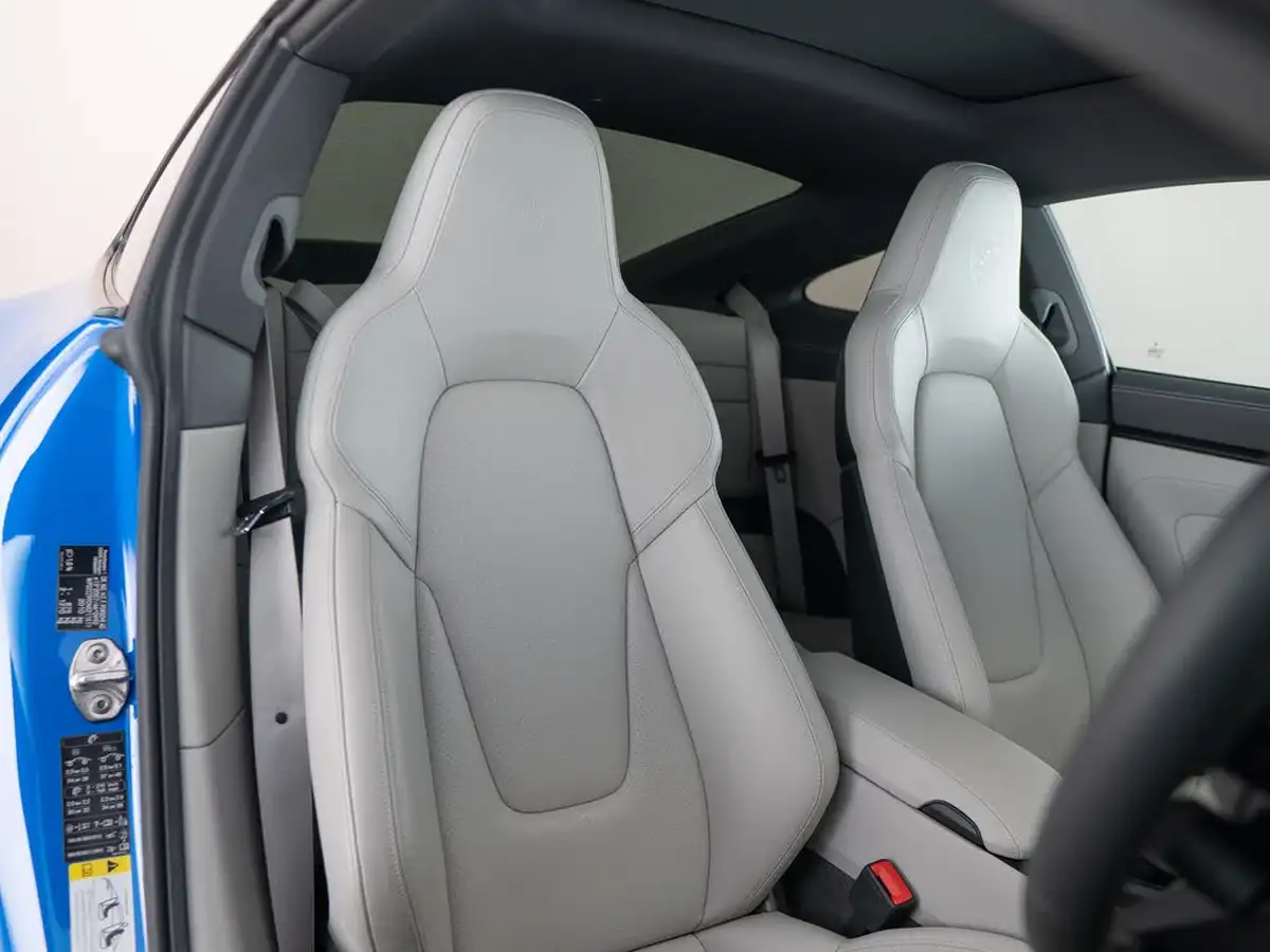 2021-porsche-911-30-carrera-4-gts-480ps-coupe-big-14