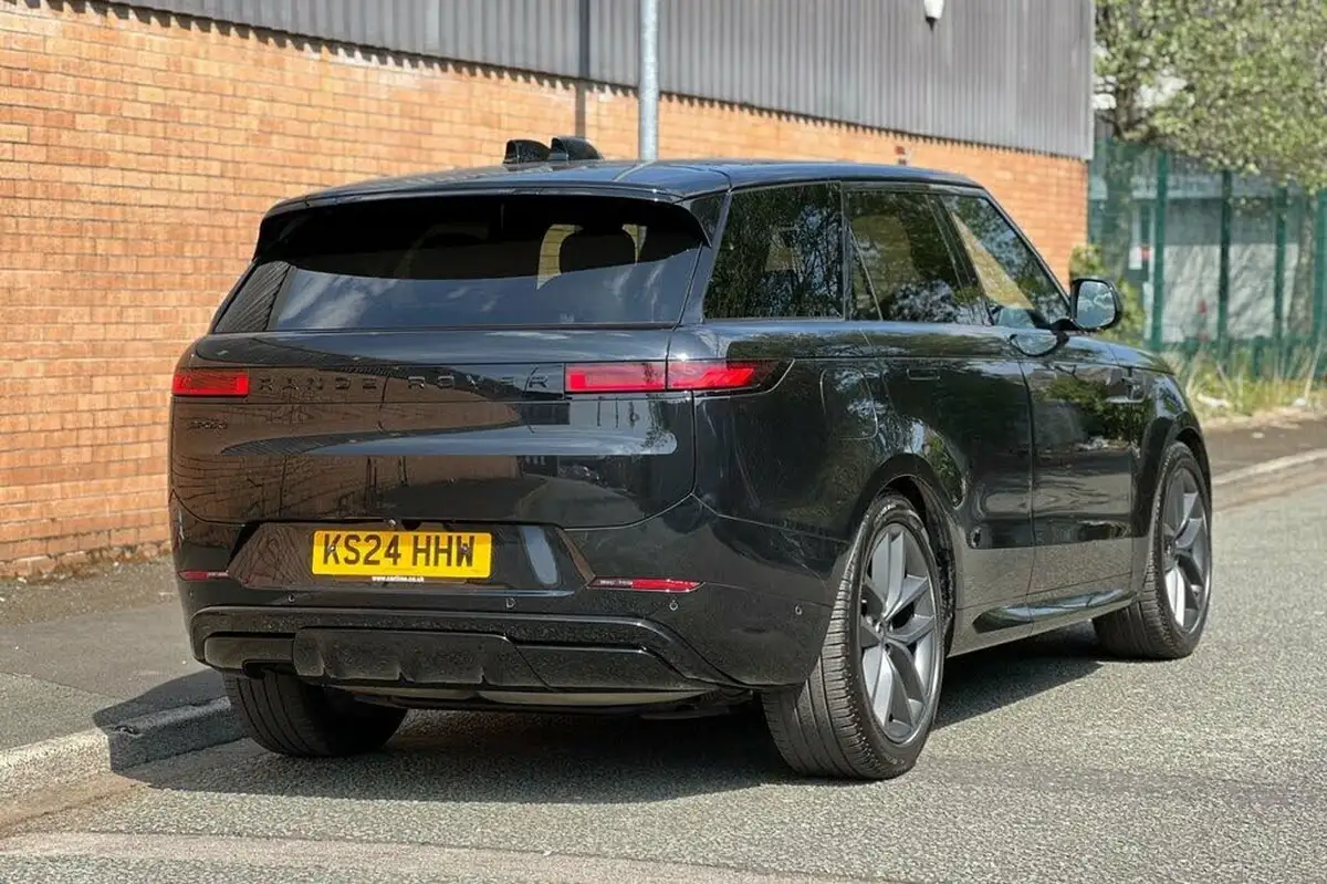2024-land-rover-range-rover-sport-30-d300-dynamic-se-big-20