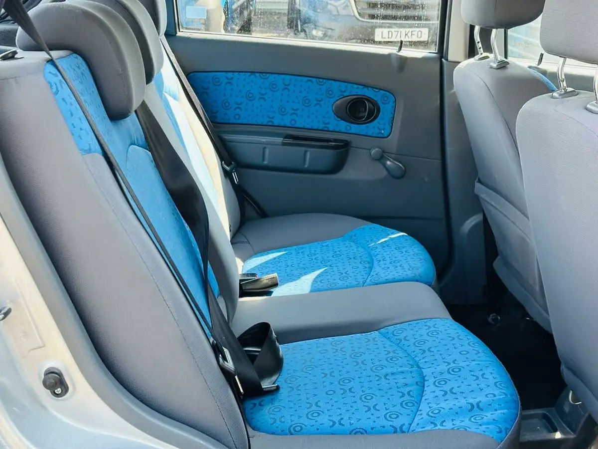 2009-chevrolet-matiz-10-se-big-25