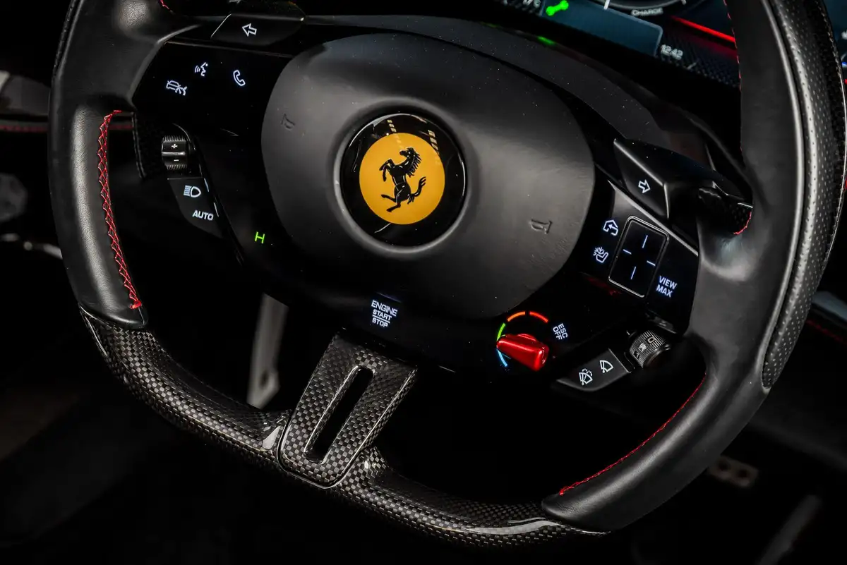 2023-ferrari-sf90-40t-v8-f1-dct-ss-4wd-big-39
