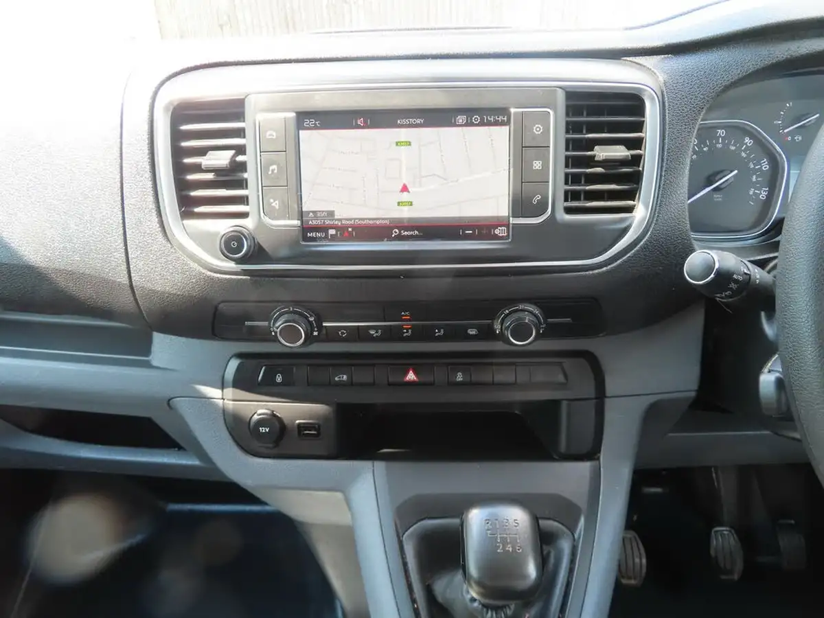 2019-citroen-dispatch-16bluehdi-x-m-1000-115pseu6-ss-big-43