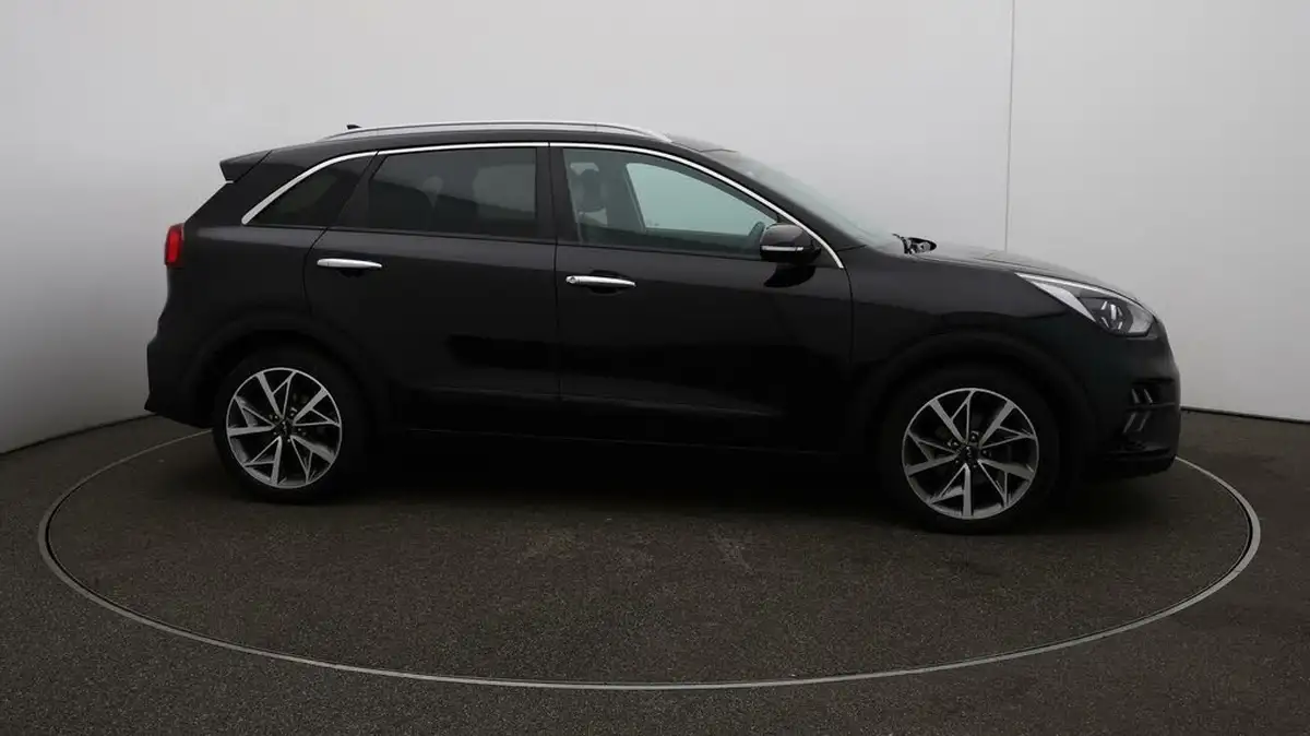2022-kia-niro-16-gdi-3-156kwh-big-48