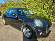 2016 MINI Cooper 1.5 Cooper (s/s) Hatchback 3d