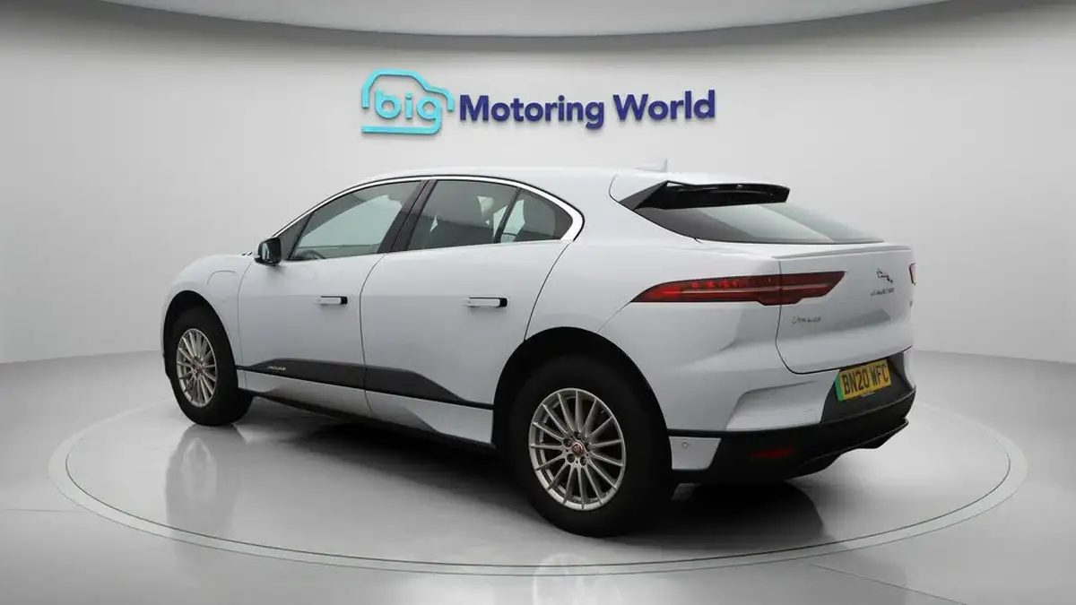 2020-jaguar-i-pace-ev400-s-big-5