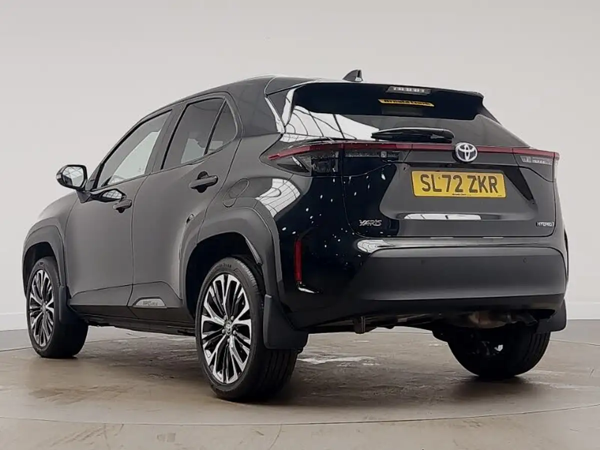 2022-toyota-yaris-cross-15-vvt-i-excel-awd-i-big-1