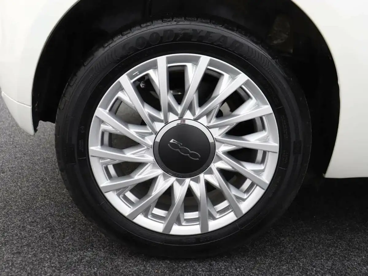 2019-fiat-500-12-lounge-big-6