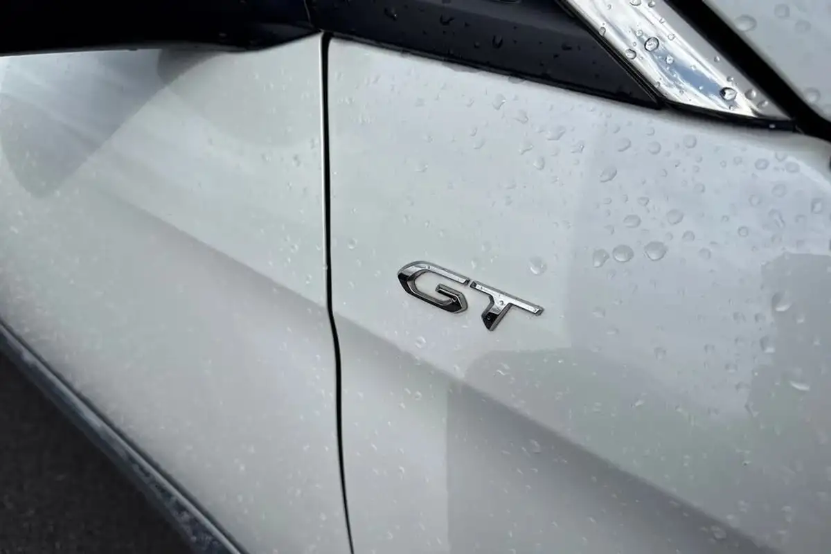 2022-peugeot-3008-suv-15-bluehdi-gt-big-53
