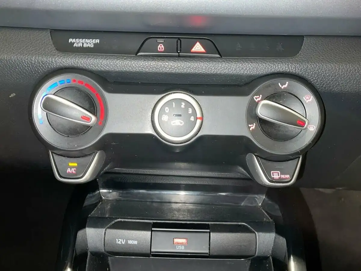 2021-kia-rio-10-t-gdi-2-dct-big-7