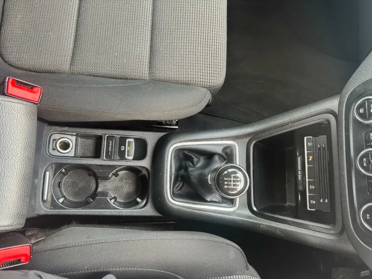 2015-volkswagen-sharan-20tdi-se-140ps-bluemotion-tech-ss-big-7