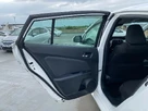 2019-toyota-prius-small-32