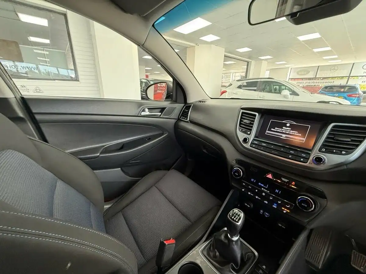 2016-hyundai-tucson-17crdi-blue-drive-se-nav-116ps-big-41