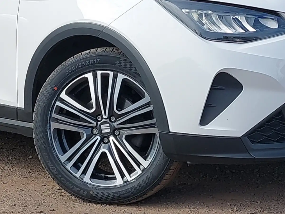 2022-seat-arona-10-tsi-fr-sport-dsg-big-8