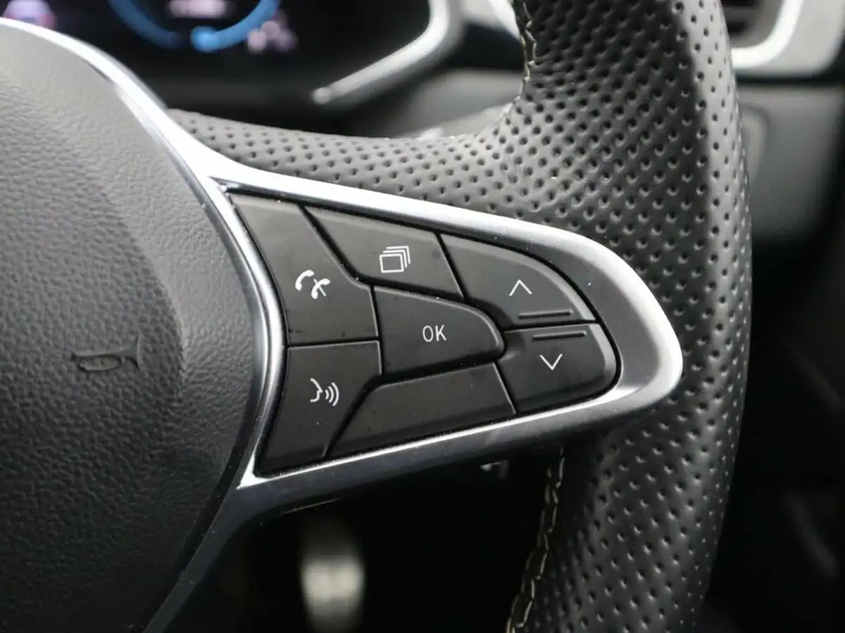 2024-renault-captur-16-e-tech-engineered-145ps-full-big-33