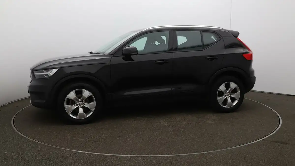 2021-volvo-xc40-15-t3-momentum-163bhp-big-65