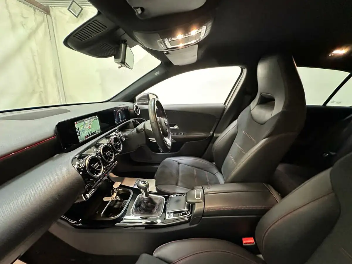 2020-mercedes-benz-a-class-13-a200-amg-line-hatchback-5d-big-27