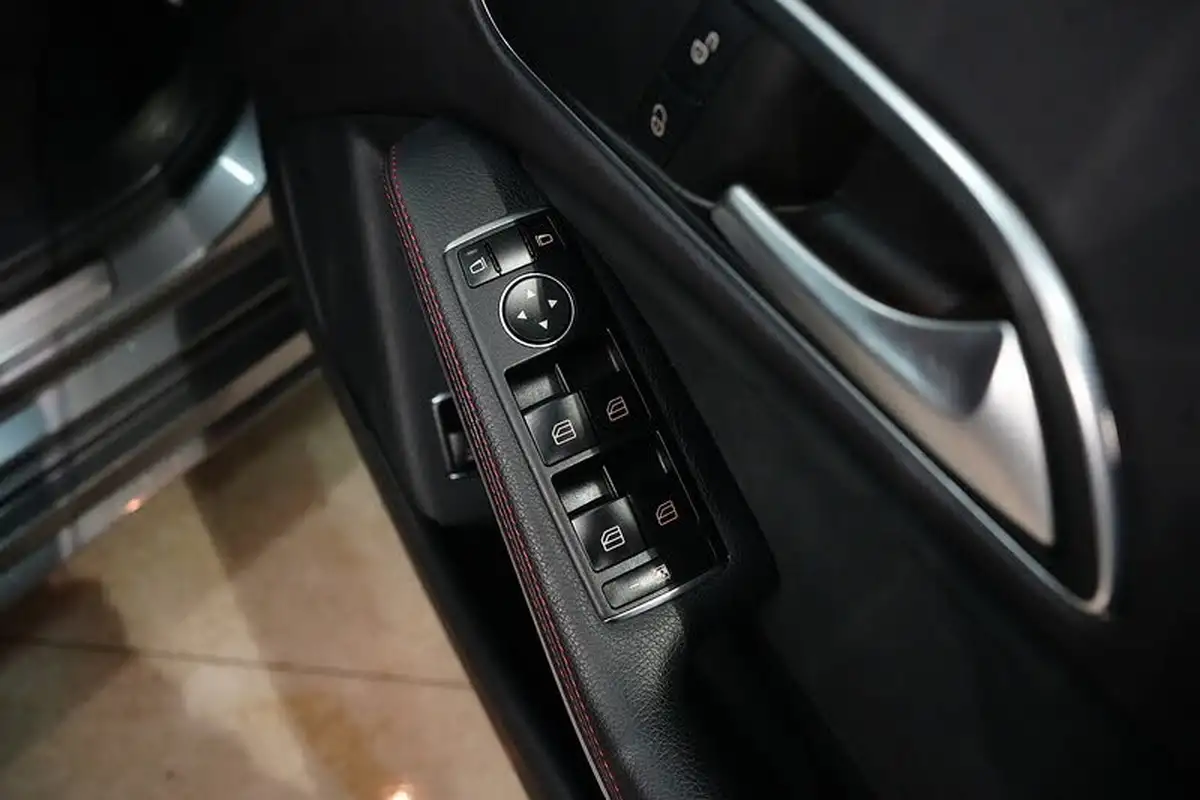 2018-mercedes-benz-cla-16-cla-180-amg-line-edition-shooting-brake-5d-7g-dct-big-30