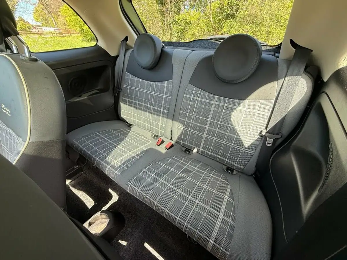 2018-fiat-500-12-lounge-dualogic-big-13