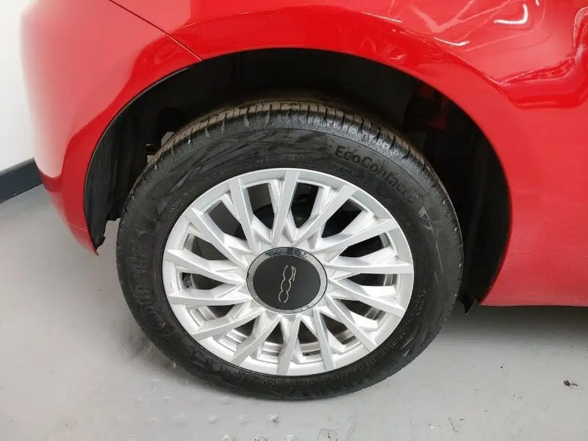 2021-fiat-500-10-dolcevita-big-11