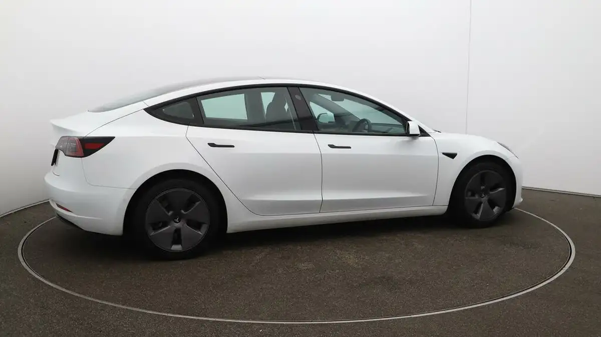 2021-tesla-model-3-e-standard-plus-big-49