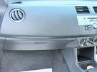 2009-suzuki-swift-13-attitude-small-21
