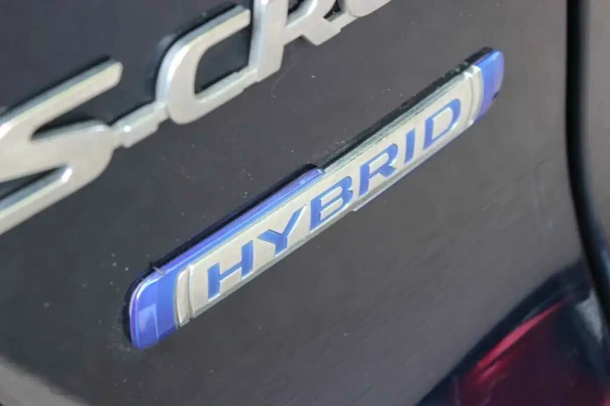 2022-suzuki-s-cross-14-boosterjet-motion-auto-big-18