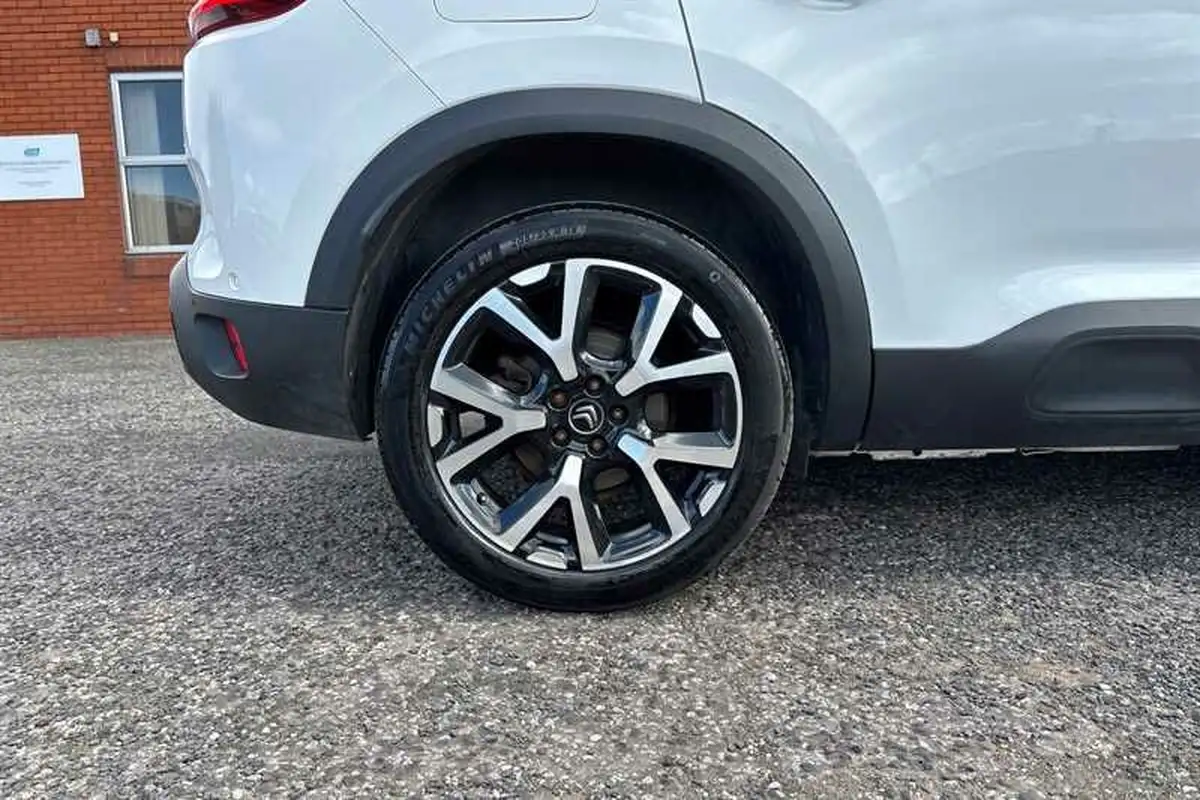 2019-citroen-c5-aircross-12-puretech-flair-plus-big-36