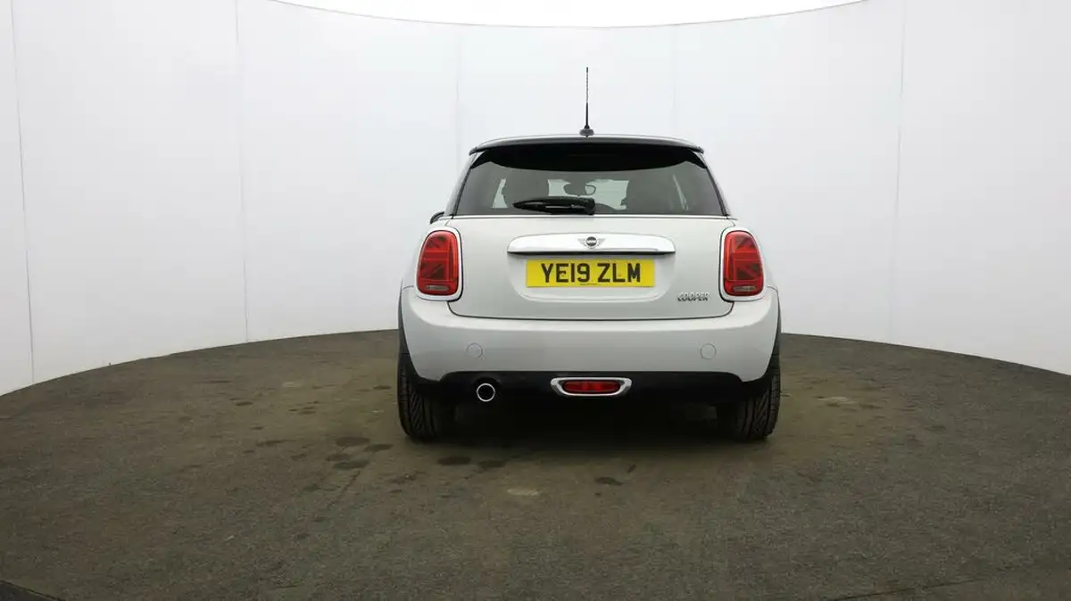 2019-mini-cooper-15-cooper-exclusive-134bhp-nav-hatchback-3d-auto-big-61