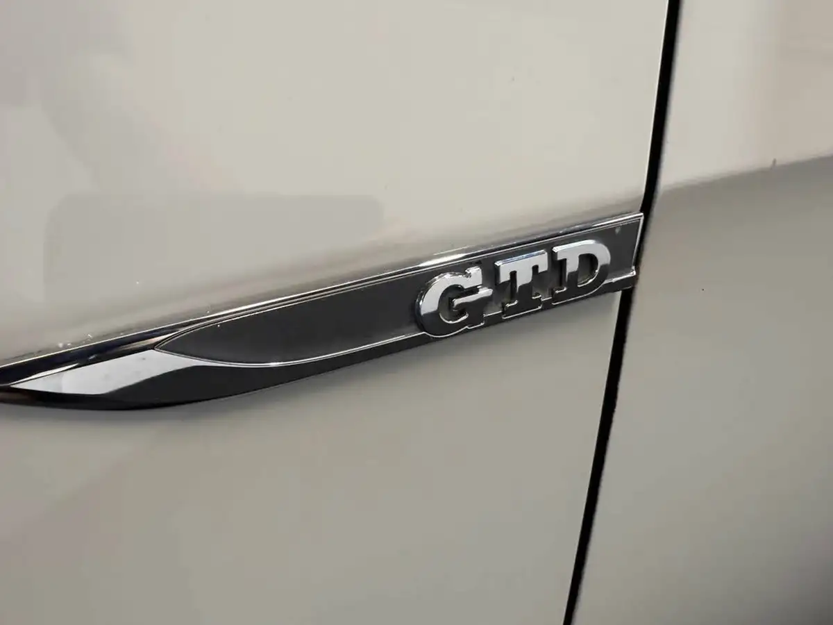 2016-volkswagen-golf-20tdi-gtd-bmt-hatchback-5d-dsg-big-51