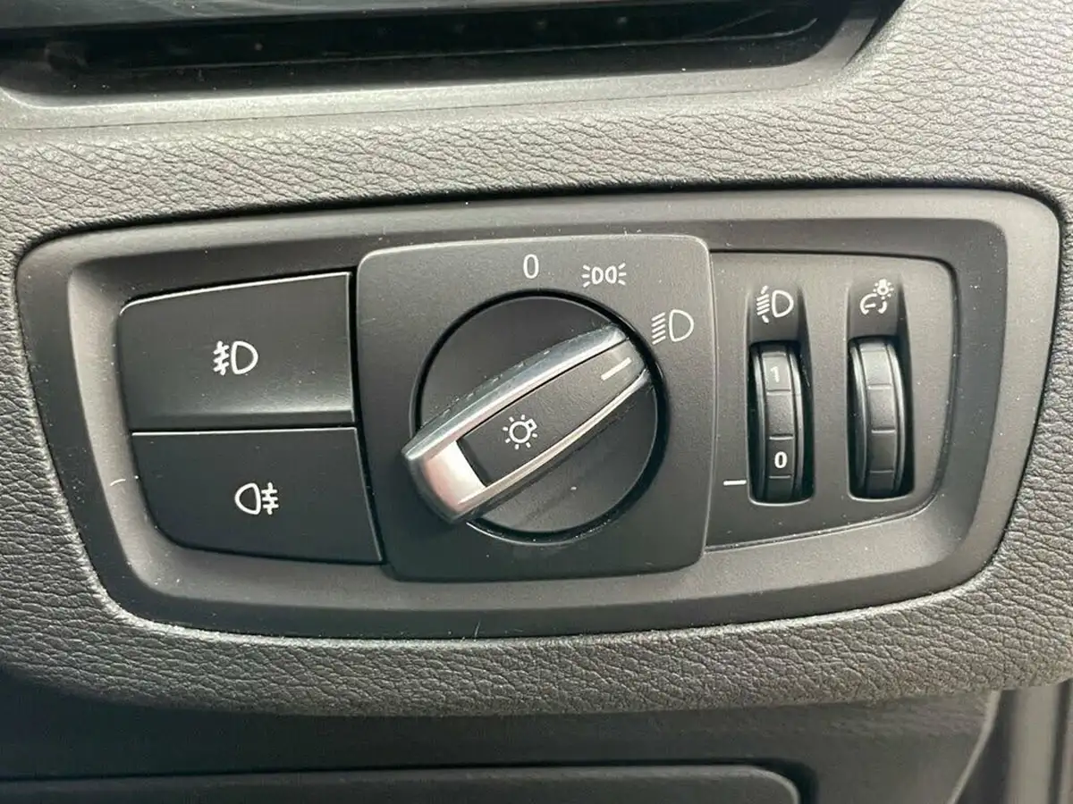 2019-bmw-x1-15-sdrive18i-se-big-44