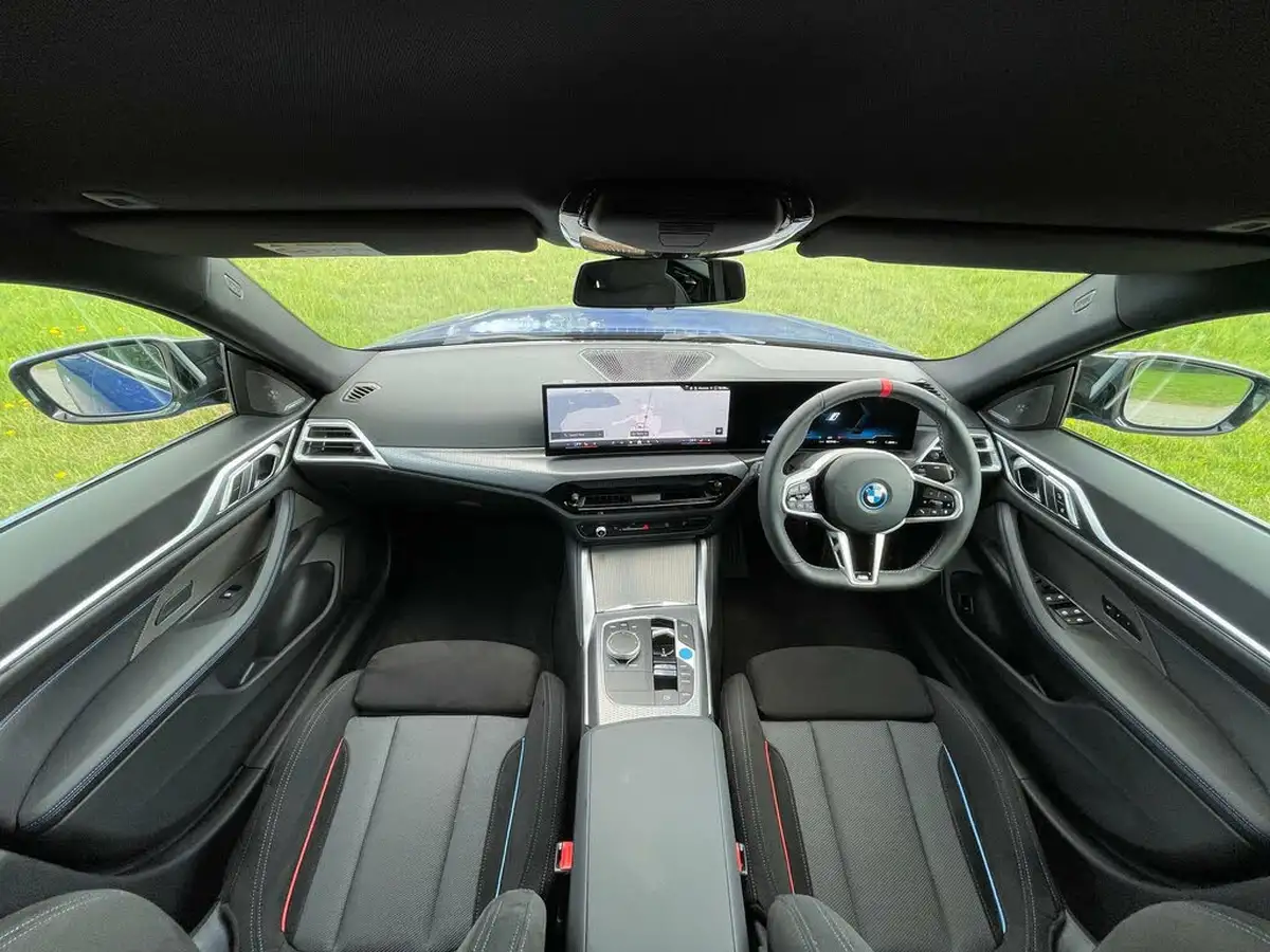 2024-bmw-i4-e-m50-big-2