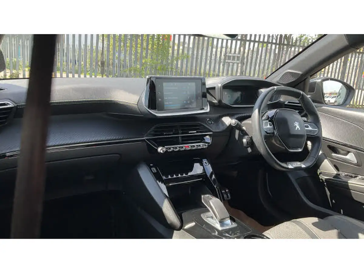 2020-peugeot-208-e-gt-line-big-36