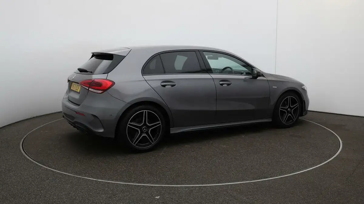 2022-mercedes-benz-a-class-13-a200-amg-line-executive-edition-hatchback-5d-7g-dct-big-51