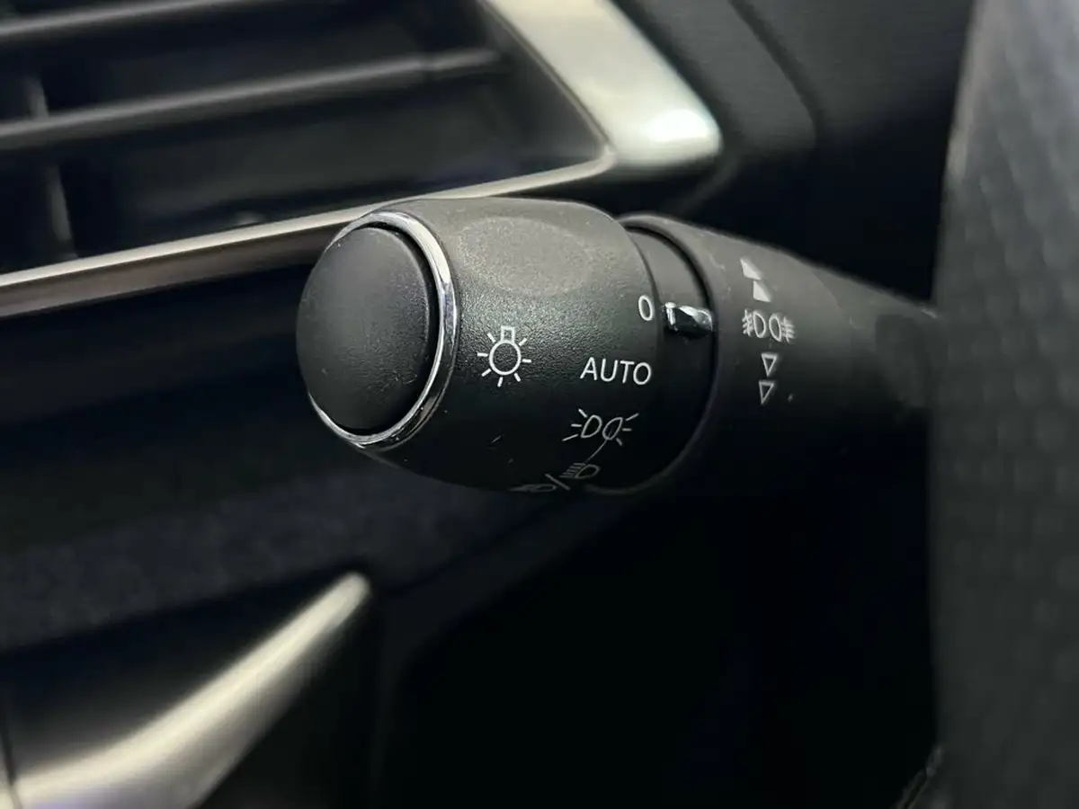 2019-peugeot-3008-suv-20-bluehdi-gt-line-20-bluehdi-big-26