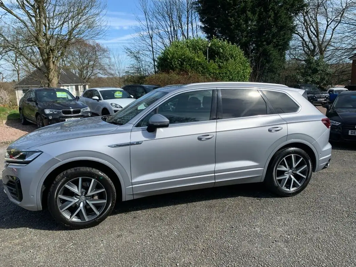 2019-volkswagen-touareg-30tdi-r-line-tech-286ps-big-5